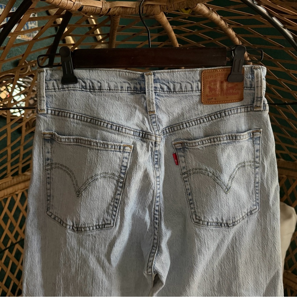 Levi's Classic Light Wash Men's Jeans